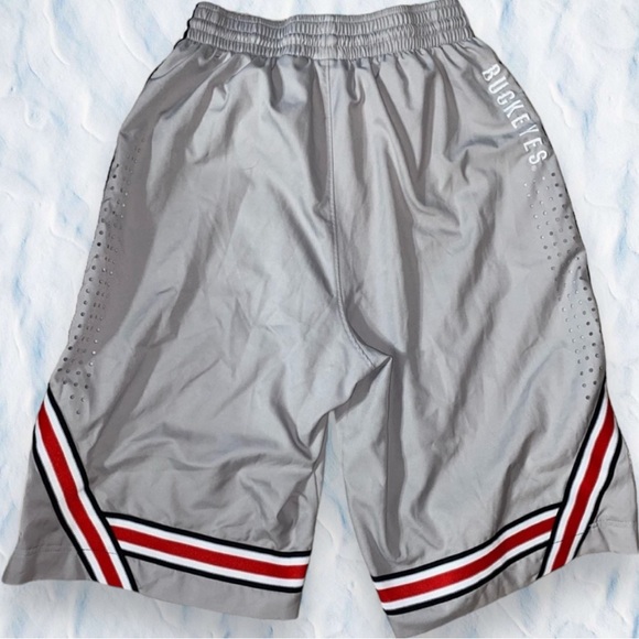 Nike Men’s Athletics Ohio State Buckeyes Basketball training Shorts grey red S - Picture 2 of 10